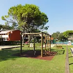 Апартаменти In 53643 *
